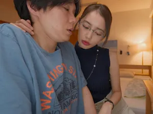 Lồn em khít anh địt mà chỉ muốt ra Mysaaat