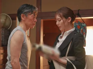 Bố Gã chồng đụ bạn gái của con trai dâm dục mỗi khi con trai ra ngoài đi làm