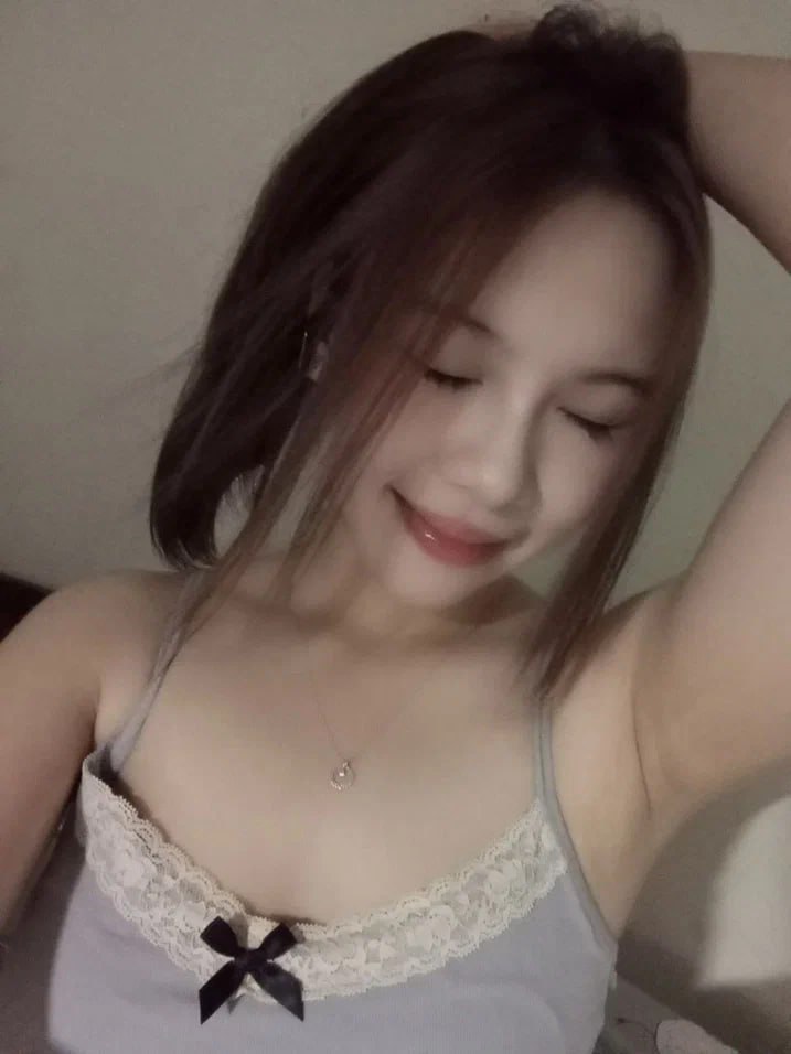 ông chồng để vợ yêu cho anh da đen chụp ảnh rồi bà xã nghiện luôn “thằng nhỏ tây”